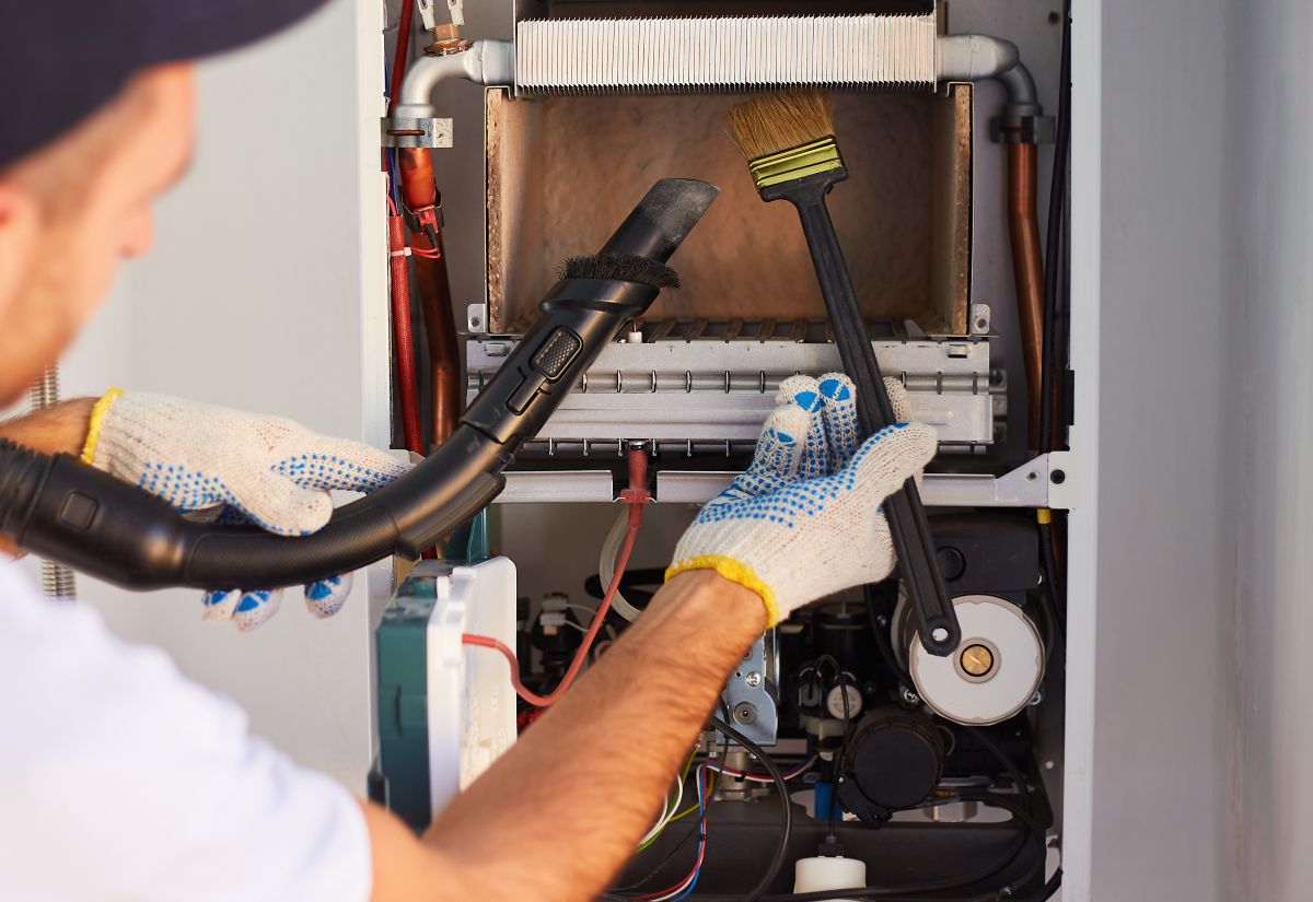 Customer service for the repair and adjustment of the gas boiler